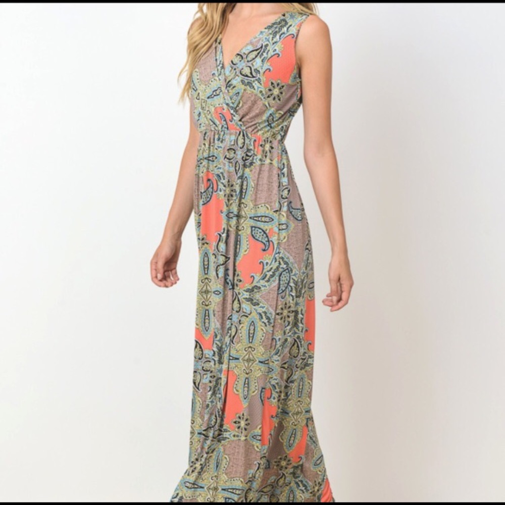 Maxi dress - Picture 3 of 6